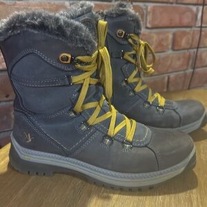 Santana Canada WOMENS LEATHER Majesta luxe women’s size 8